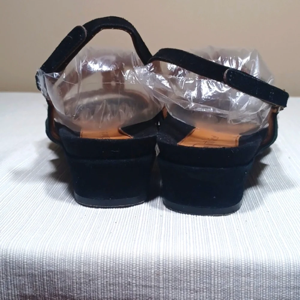 Sz 7 Earthies Black Leather Tica Sandal with Sparkles - Picture 3 of 8